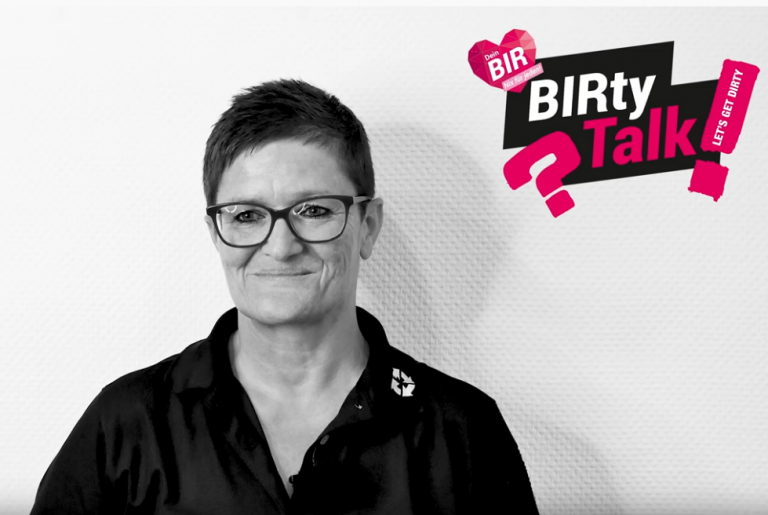 „Musik hören!“ | BIRty Talk Sibylle